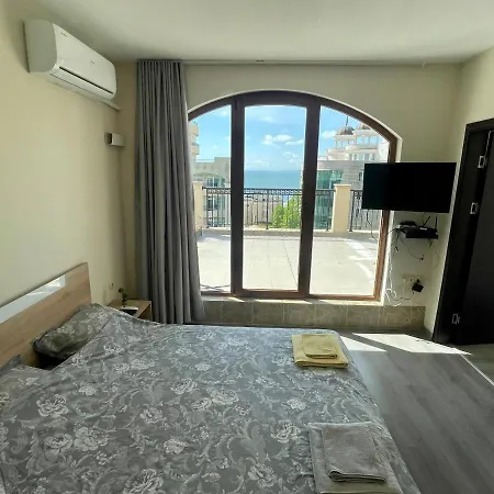 Nereya Palace Appartement