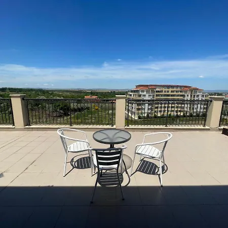 Appartement Nereya Palace